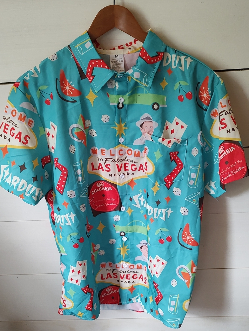 Columbia Men's Turquoise Las Vegas Print Button-Up Shirt. Medium
